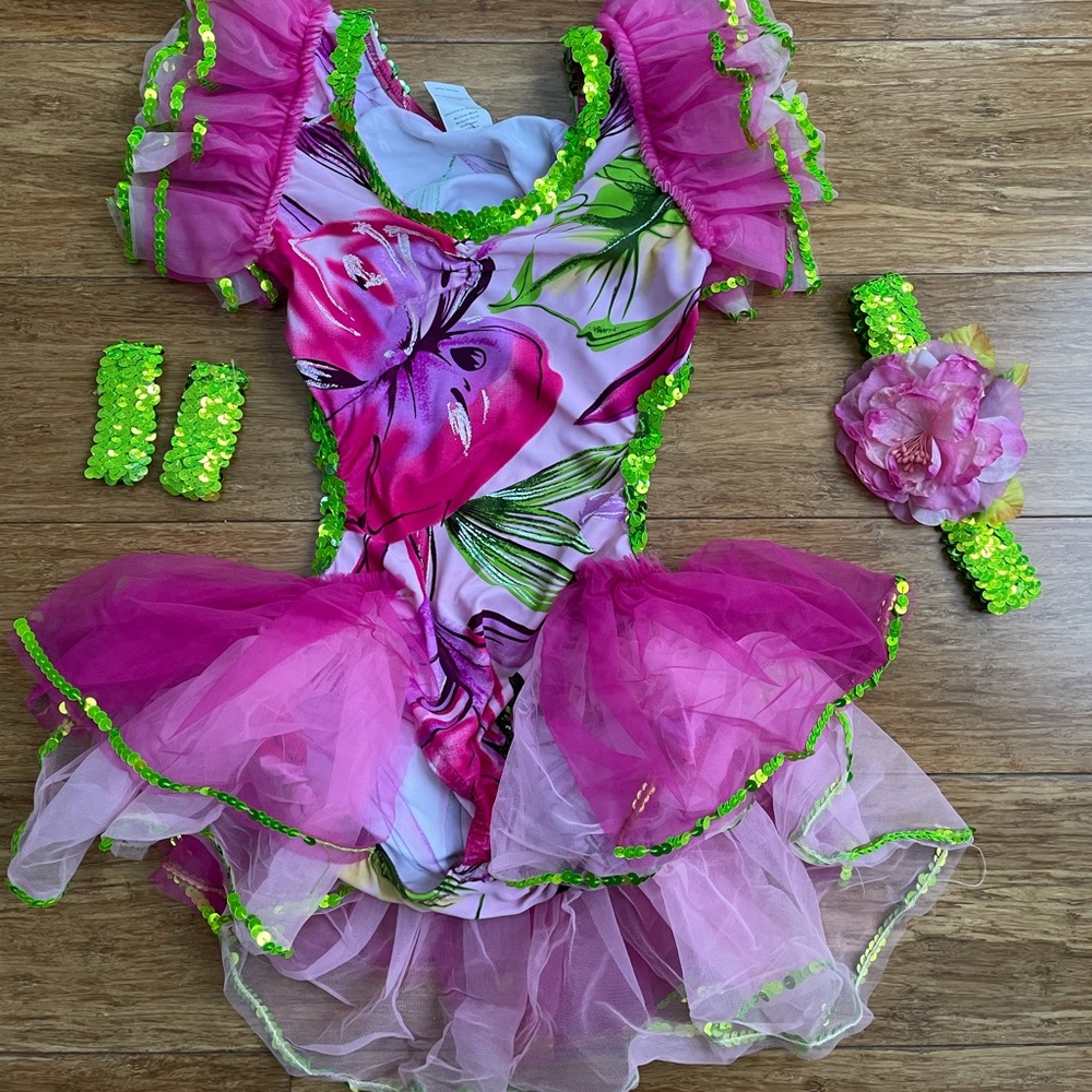Girls dance costume
